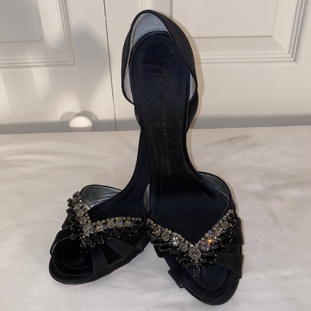 Giuseppe Zanotti evening Swarovski crystals sandal